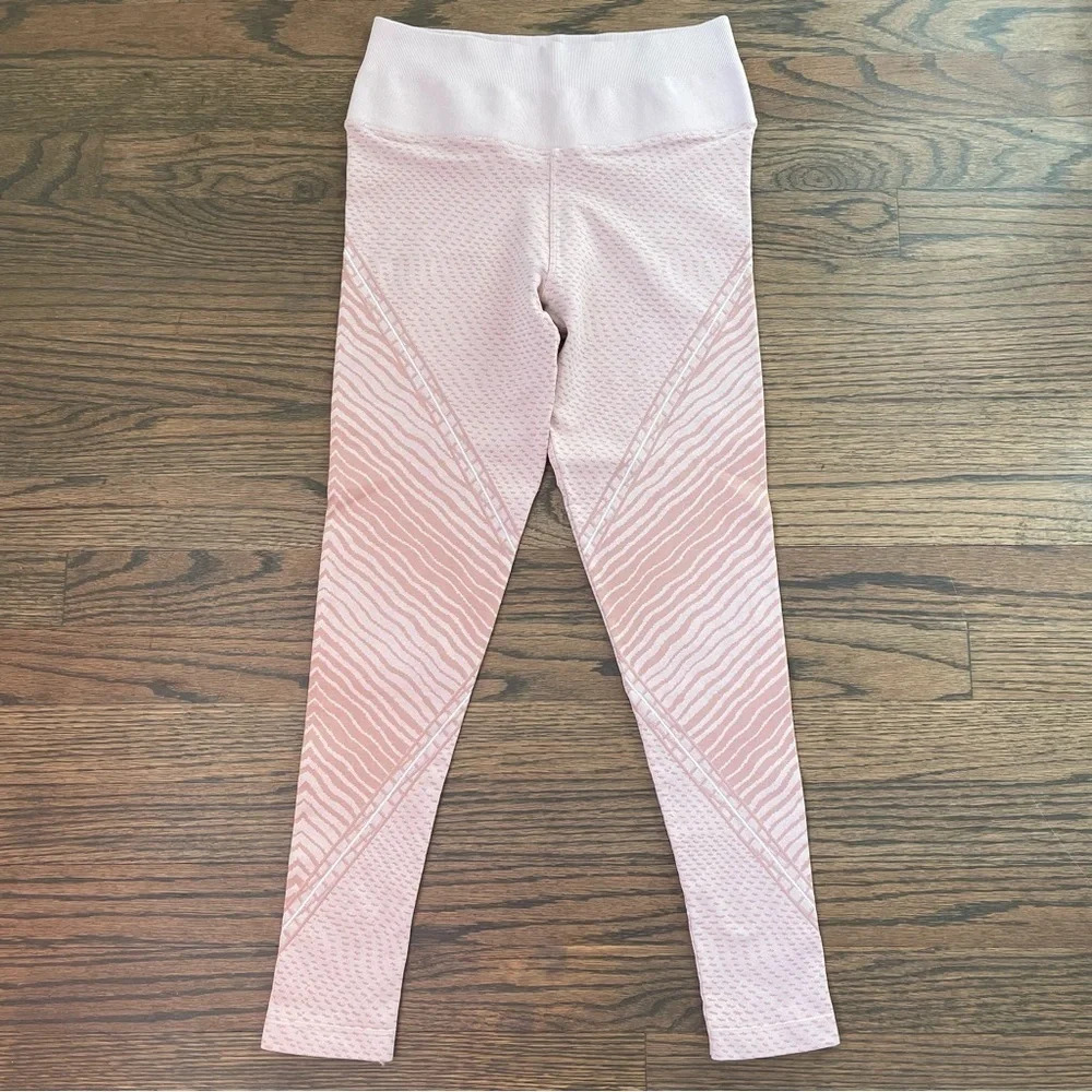 NUX Wildcat Seamless High Waisted Yoga Leggings